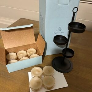PartyLite Black Holder with Cream Tea Lights